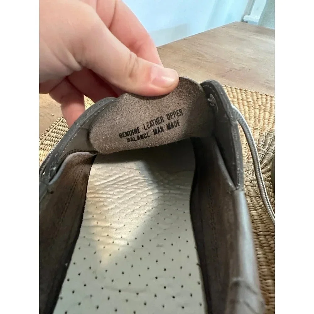 Vintage Men’s shoes size 8M